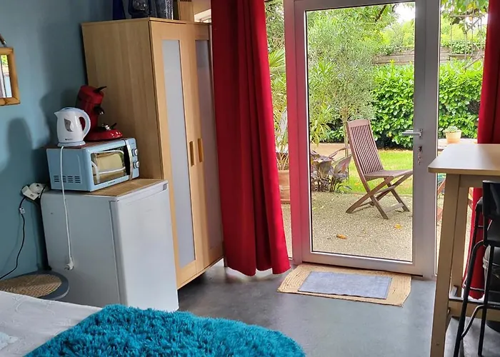 Spacieuse Climatisee Sur La Route Des Plages Eysines